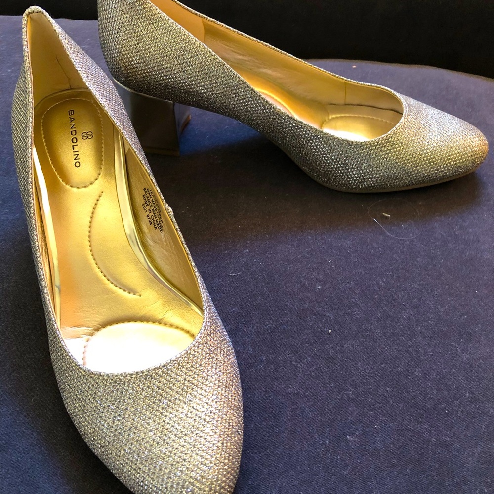 Sparkly silver pumps - new